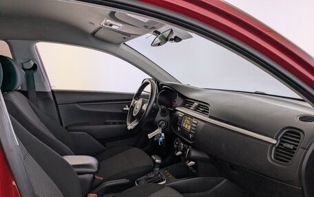 KIA Rio IV, 2018 год, 1 400 000 рублей, 11 фотография