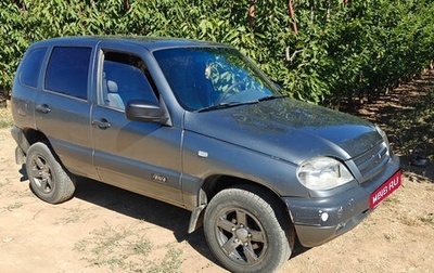 Chevrolet Niva I рестайлинг, 2004 год, 350 000 рублей, 1 фотография