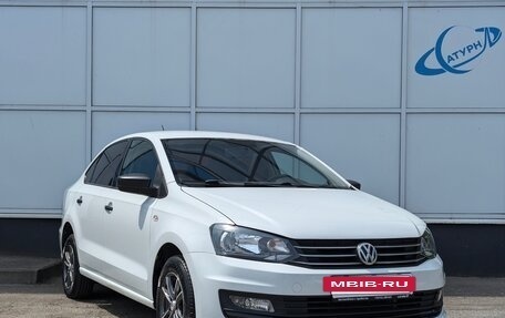 Volkswagen Polo VI (EU Market), 2016 год, 865 000 рублей, 4 фотография