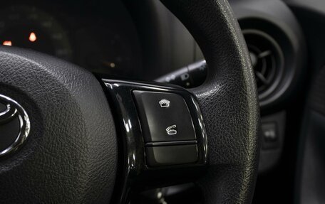 Toyota Vitz, 2019 год, 1 095 000 рублей, 16 фотография