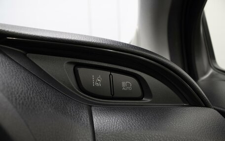 Toyota Vitz, 2019 год, 1 095 000 рублей, 19 фотография