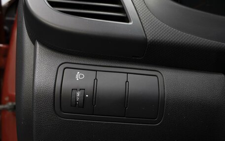 Hyundai Solaris II рестайлинг, 2012 год, 880 000 рублей, 17 фотография