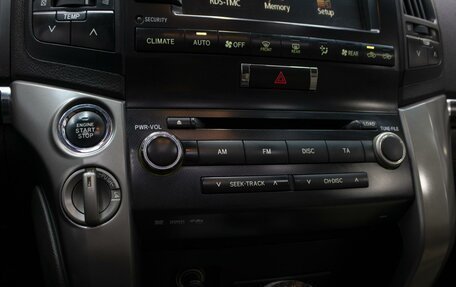Toyota Land Cruiser 200, 2008 год, 3 360 000 рублей, 18 фотография