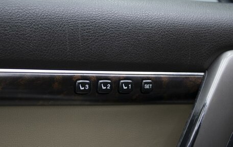 Toyota Land Cruiser 200, 2008 год, 3 360 000 рублей, 21 фотография