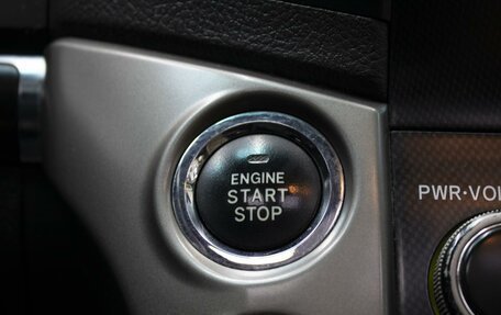 Toyota Land Cruiser 200, 2008 год, 3 360 000 рублей, 24 фотография