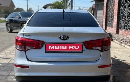 KIA Rio III рестайлинг, 2015 год, 990 000 рублей, 3 фотография