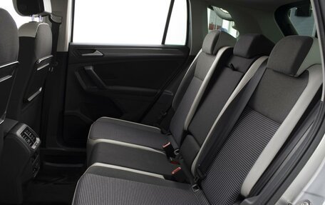 Volkswagen Tiguan II, 2018 год, 2 350 000 рублей, 9 фотография