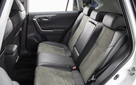 Toyota RAV4, 2024 год, 4 500 000 рублей, 9 фотография
