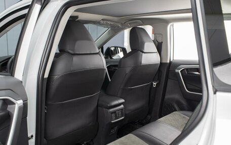 Toyota RAV4, 2024 год, 4 500 000 рублей, 11 фотография