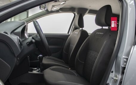 Renault Sandero II рестайлинг, 2019 год, 1 240 000 рублей, 10 фотография