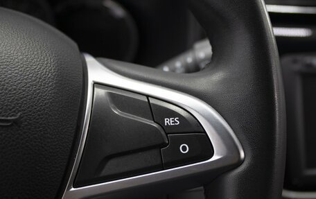 Renault Sandero II рестайлинг, 2019 год, 1 240 000 рублей, 18 фотография