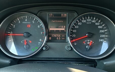 Nissan Qashqai, 2011 год, 1 050 000 рублей, 5 фотография