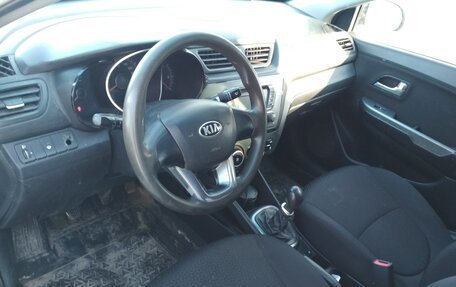 KIA Rio III рестайлинг, 2013 год, 498 000 рублей, 4 фотография
