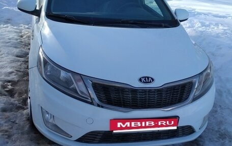KIA Rio III рестайлинг, 2013 год, 498 000 рублей, 5 фотография
