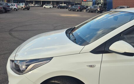 Hyundai Solaris II рестайлинг, 2017 год, 1 350 000 рублей, 2 фотография