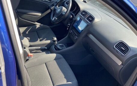 Volkswagen Golf VI, 2009 год, 599 000 рублей, 2 фотография