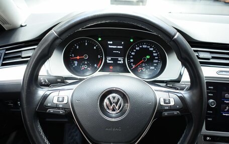 Volkswagen Passat B8 рестайлинг, 2019 год, 1 890 000 рублей, 10 фотография