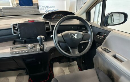 Honda Freed I, 2009 год, 1 099 999 рублей, 15 фотография