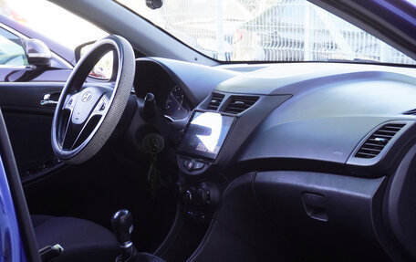 Hyundai Solaris II рестайлинг, 2012 год, 775 000 рублей, 19 фотография