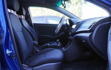 Hyundai Solaris II рестайлинг, 2012 год, 775 000 рублей, 18 фотография