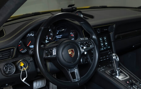 Porsche 911, 2017 год, 10 900 000 рублей, 26 фотография