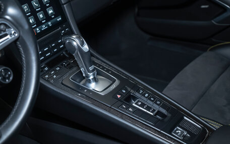 Porsche 911, 2017 год, 10 900 000 рублей, 27 фотография