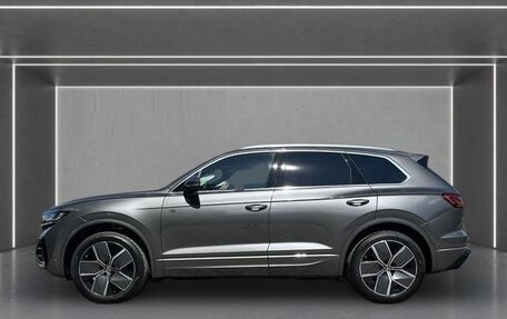 Volkswagen Touareg III, 2025 год, 10 900 000 рублей, 2 фотография