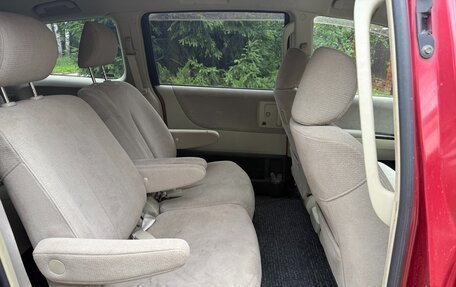 Nissan Presage II, 2003 год, 750 000 рублей, 28 фотография