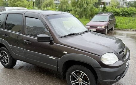 Chevrolet Niva I рестайлинг, 2012 год, 270 000 рублей, 7 фотография