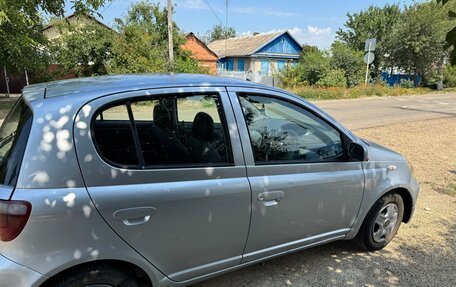 Toyota Vitz, 1999 год, 270 000 рублей, 3 фотография