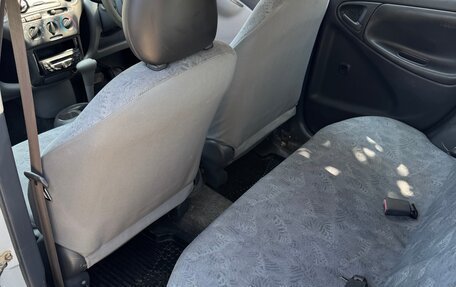 Toyota Vitz, 1999 год, 270 000 рублей, 7 фотография