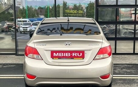 Hyundai Solaris II рестайлинг, 2011 год, 680 000 рублей, 5 фотография