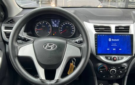 Hyundai Solaris II рестайлинг, 2011 год, 680 000 рублей, 16 фотография