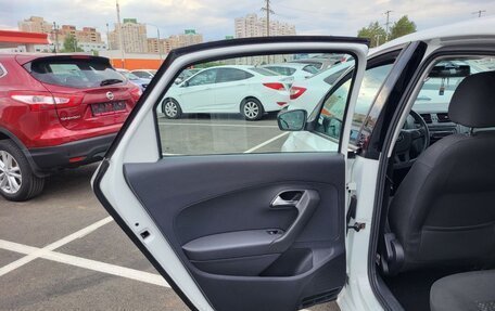 Volkswagen Polo VI (EU Market), 2018 год, 1 100 000 рублей, 20 фотография