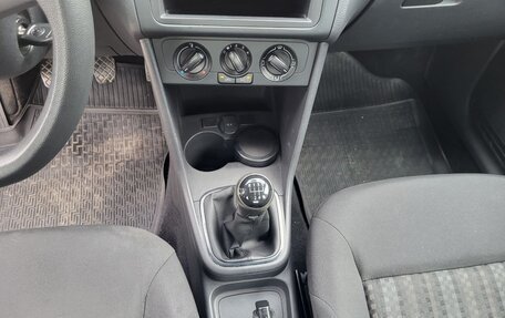 Volkswagen Polo VI (EU Market), 2018 год, 1 100 000 рублей, 19 фотография