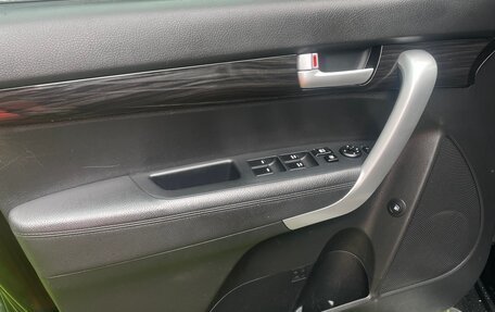 KIA Sorento II рестайлинг, 2011 год, 1 500 000 рублей, 16 фотография