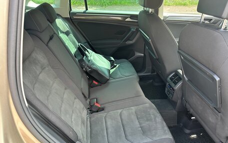 Volkswagen Tiguan II, 2020 год, 2 650 000 рублей, 18 фотография
