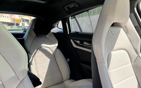 Porsche Panamera, 2024 год, 22 750 000 рублей, 30 фотография