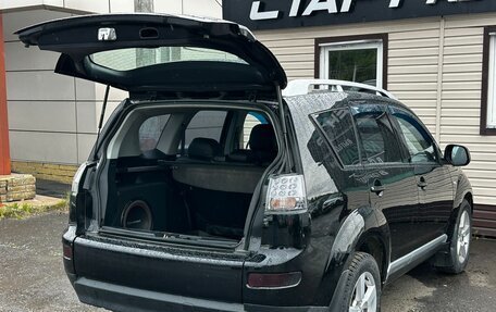 Mitsubishi Outlander III рестайлинг 3, 2008 год, 939 999 рублей, 13 фотография