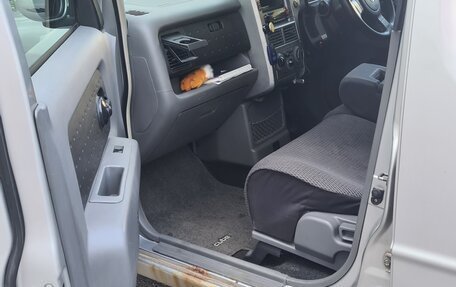 Nissan Cube II, 2003 год, 300 000 рублей, 9 фотография