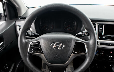 Hyundai Solaris II рестайлинг, 2021 год, 1 299 000 рублей, 15 фотография