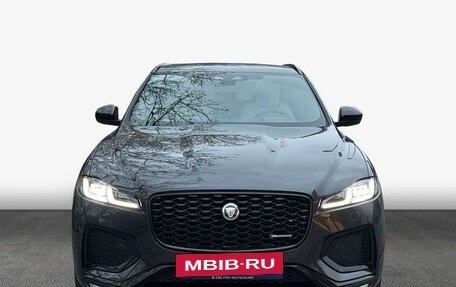 Jaguar F-Pace, 2024 год, 9 850 000 рублей, 2 фотография