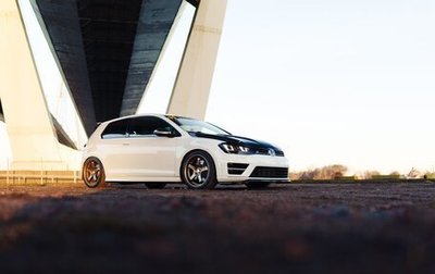 Volkswagen Golf R VII, 2014 год, 2 690 000 рублей, 1 фотография