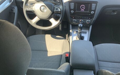 Skoda Octavia, 2014 год, 1 400 000 рублей, 14 фотография