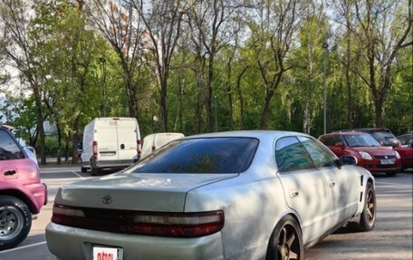 Toyota Chaser IV, 1993 год, 450 000 рублей, 2 фотография