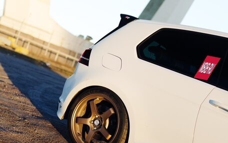 Volkswagen Golf R VII, 2014 год, 2 690 000 рублей, 8 фотография