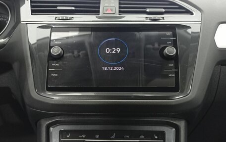 Volkswagen Tiguan II, 2021 год, 2 290 000 рублей, 12 фотография