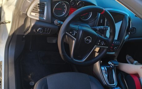 Opel Astra J, 2011 год, 1 200 000 рублей, 10 фотография