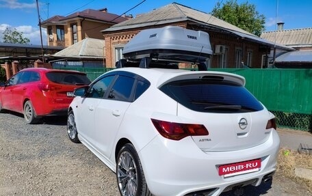 Opel Astra J, 2011 год, 1 200 000 рублей, 8 фотография