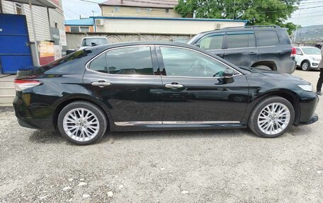 Toyota Camry, 2018 год, 2 597 000 рублей, 2 фотография